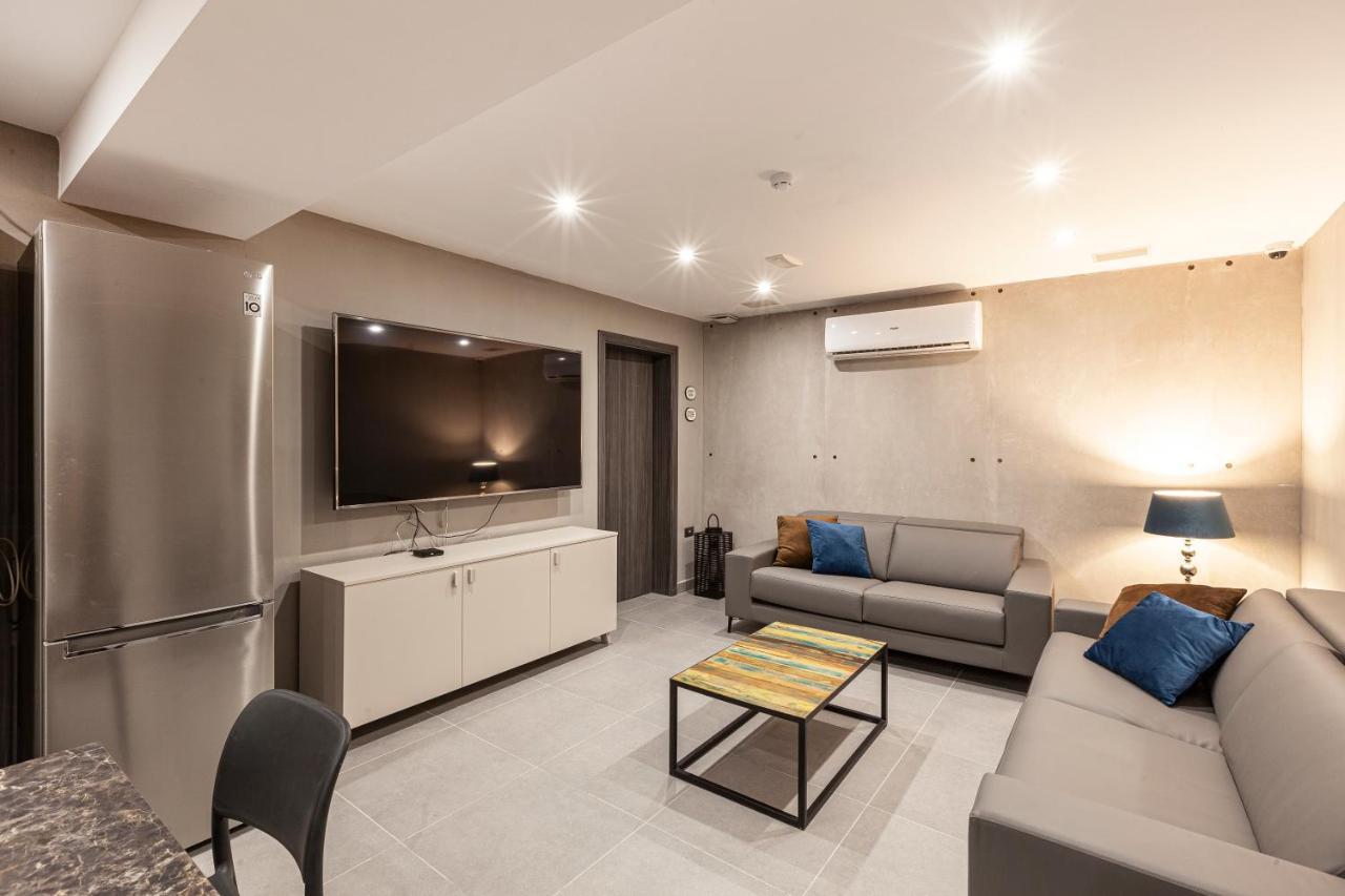Charming,Comfortable And Centrally Located Group Accomodation Gzira Dış mekan fotoğraf