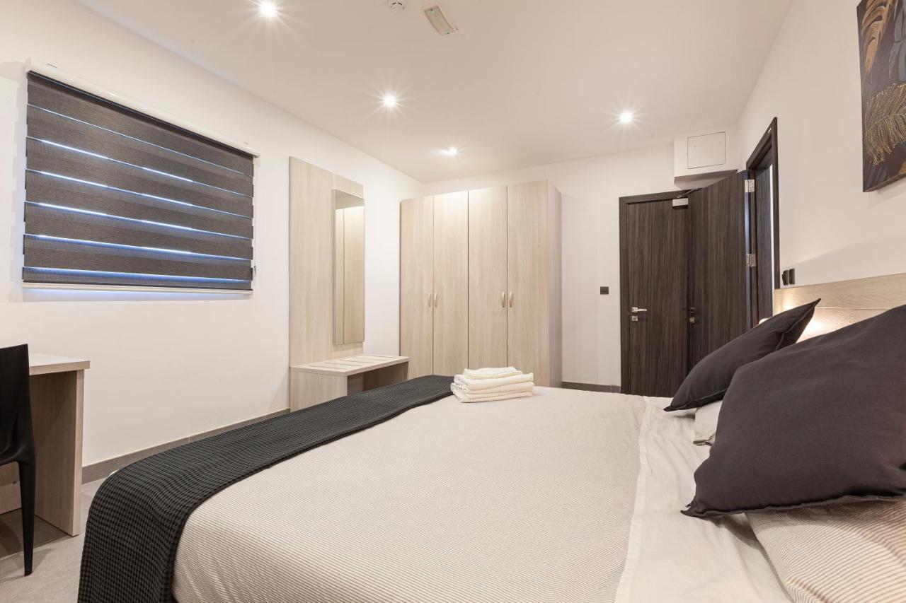 Charming,Comfortable And Centrally Located Group Accomodation Gzira Dış mekan fotoğraf